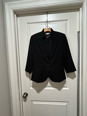 White Black Women's size 6 Tailored Elbow length sleeves Blazer Jacket LIKE NEW